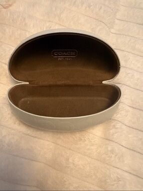 Coach Eyewear Case in Cream/Off-White with Brown Interior